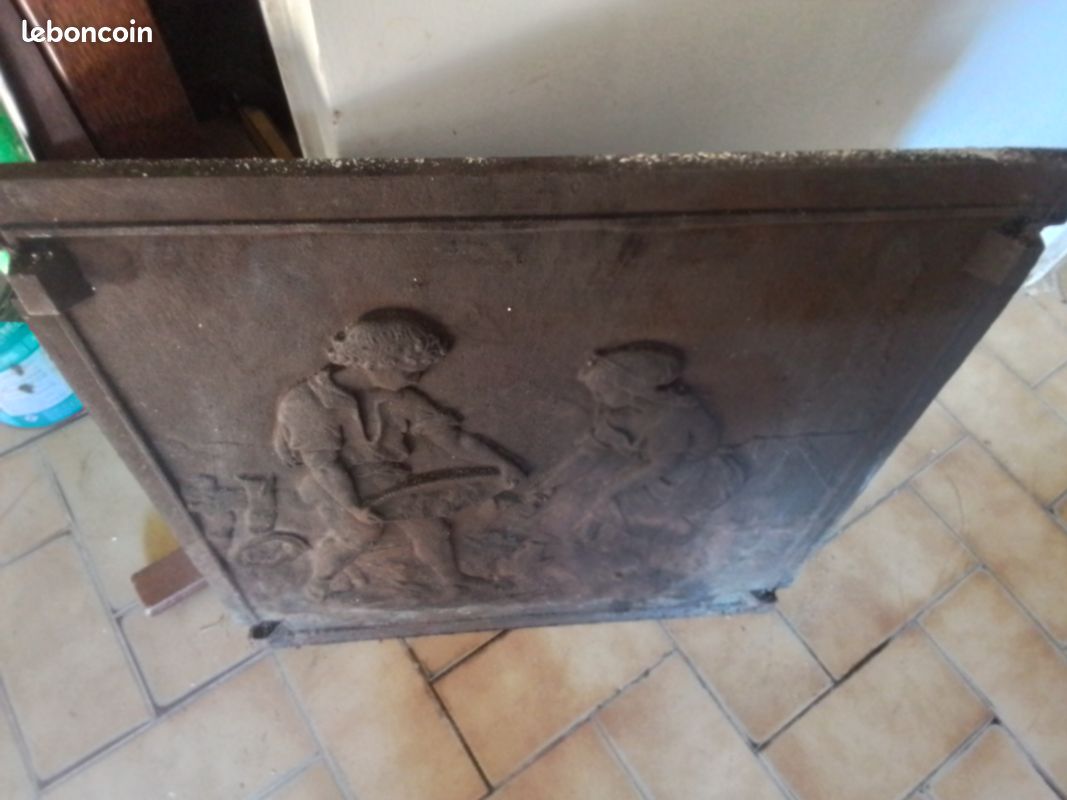 Plaque de cheminée en fonte.Pour cheminée insert ou barbecue (image 1)