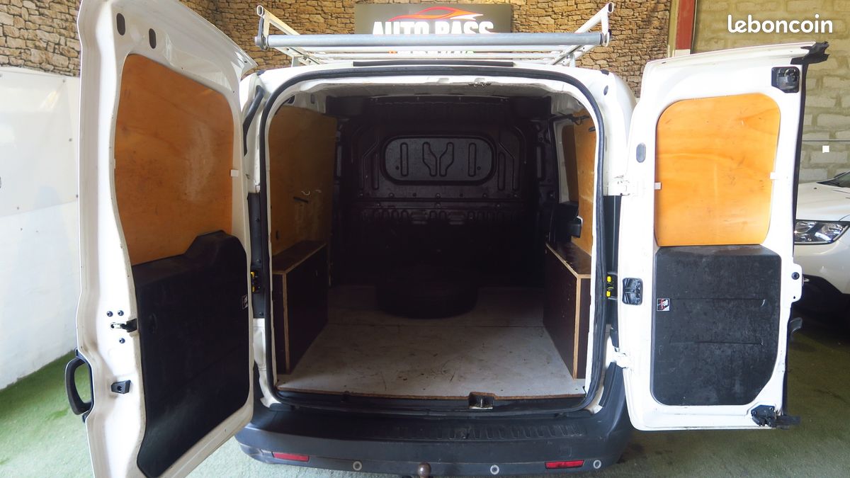 OPEL Combo D Fourgon L1 1.3 CDTI 16V DPF ecoFLEX 90 cv 12 mois de garantie (image 5)