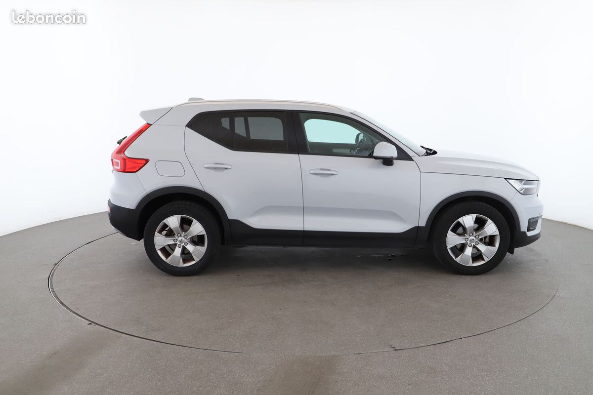 Volvo XC40 2.0 D3 AdBlue Business Geartronic 8 150 ch (image 13)