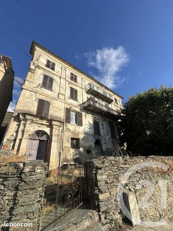 Maison 21 pièces 400 m² · à Canari · 400 m² · 420 000 €