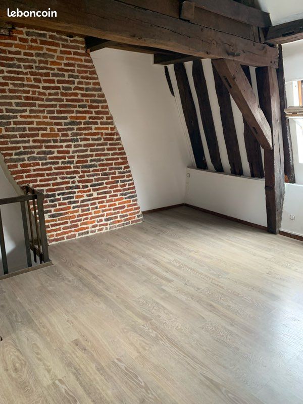Appartement 1 pièce 40 m² · à Douai · 40 m² · 550 €