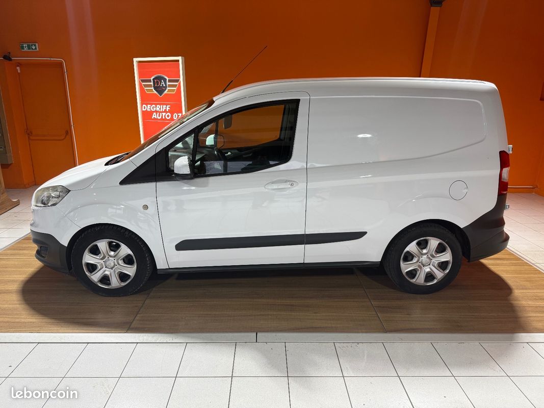 FORD TRANSIT COURIER FOURGON GN 1.5 TDCi 75 TREND (image 3)