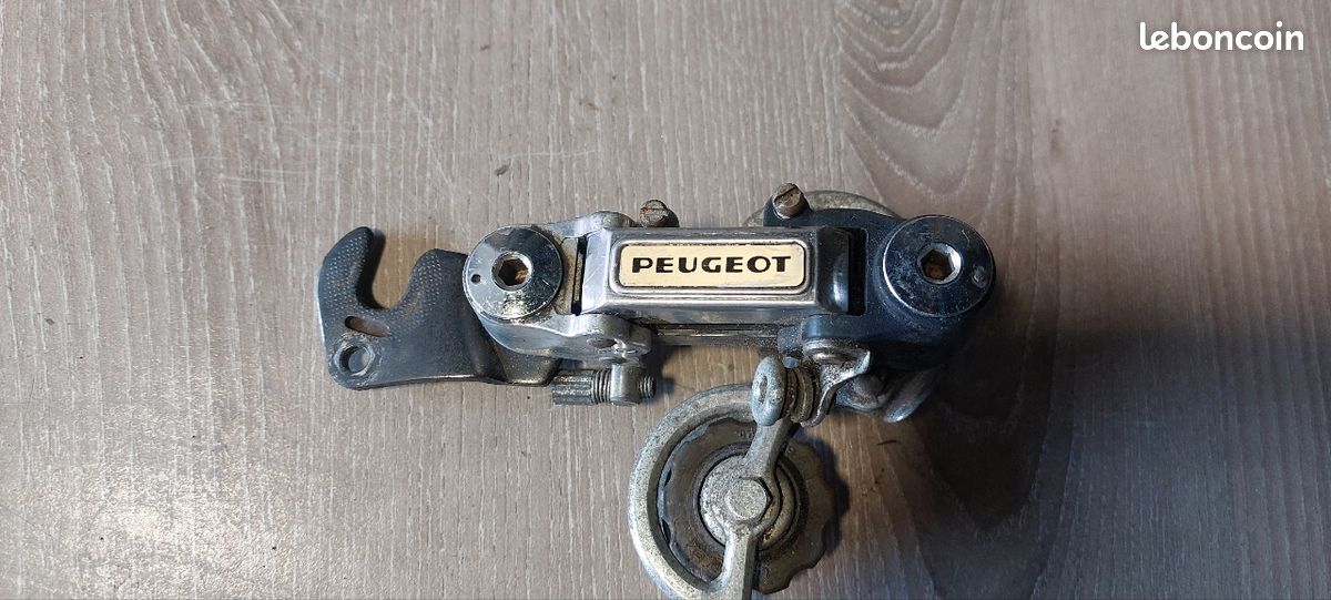 Dérailleur arrière Simplex Peugeot ancien vintage Dérailleur arrière Simplex Peugeot ancien vintage