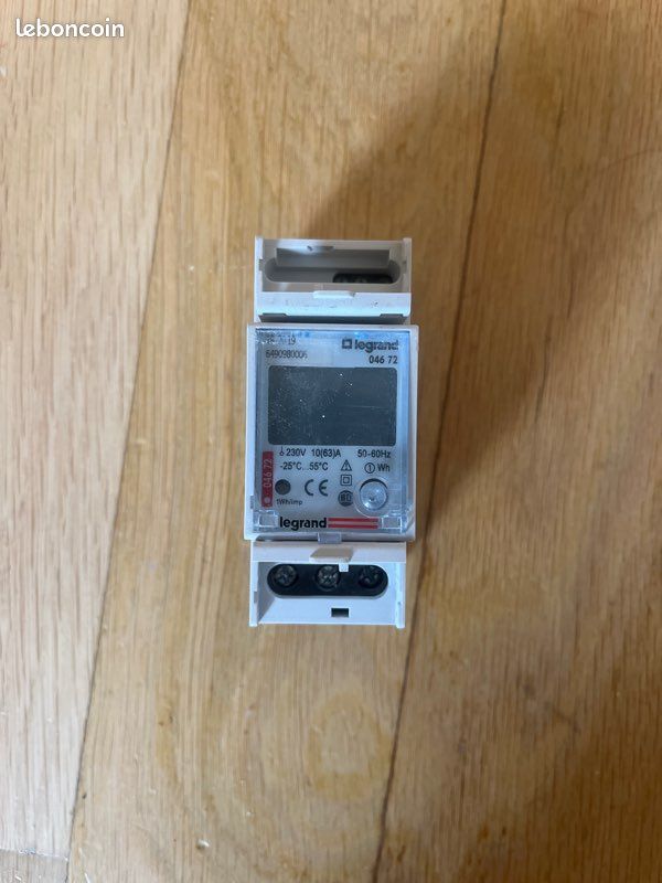 Legrand Compteur d'énergie monophasé Lexic - branchement direct jusqu'à 63 A (image 1)
