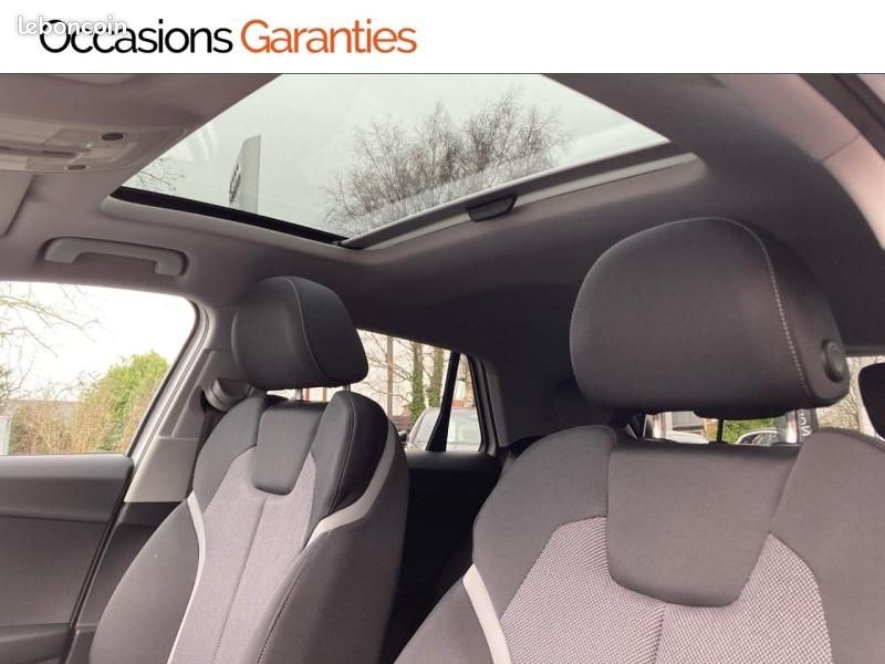 Audi Q2 35 TFSI 150ch Design S tronic 7 (image 32)