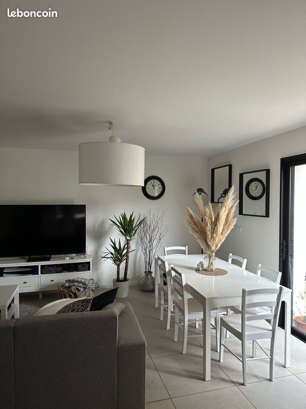 Appartement 4 pièces 80 m² · à Clermont-Ferrand · 80 m² · 990 €