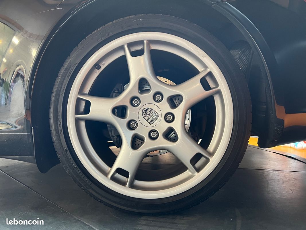 Porsche 911 coupe 997 3.6 325ch carrera 4 tiptronic-s bva/pccm+/entretien porsche/full carbone/pack sport+ (image 13)