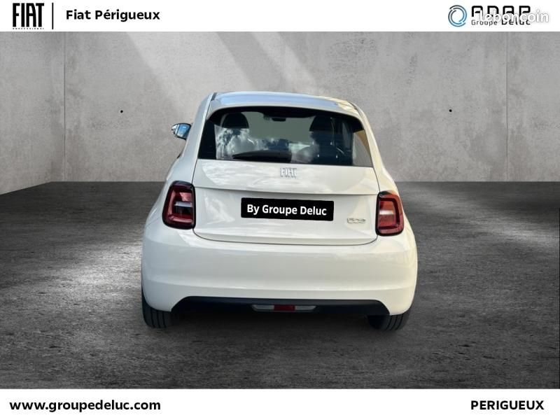 Fiat 500 e 95ch Pack Confort MY23 (image 8)