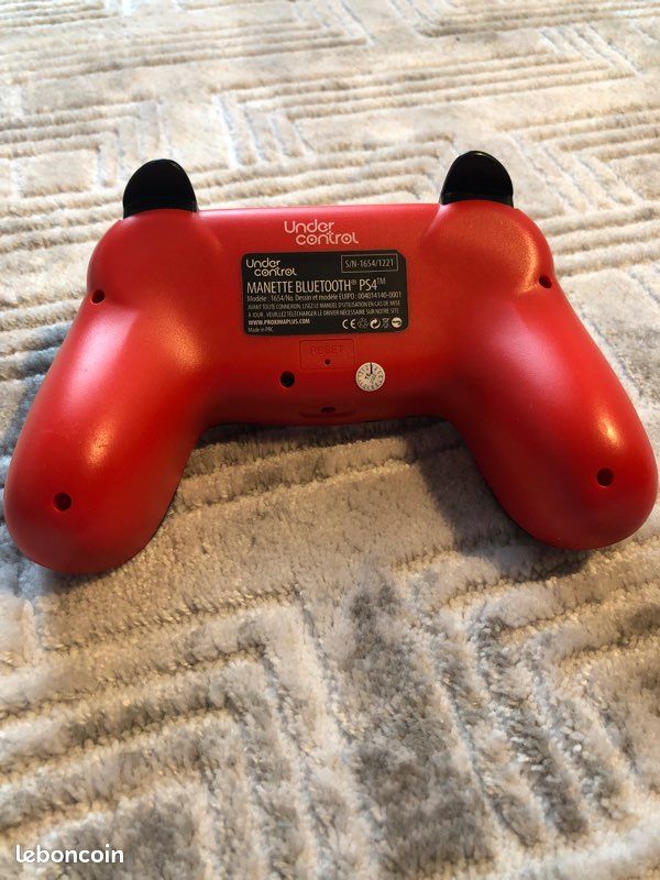 NEUF Manette ps4 under controle (image 4)