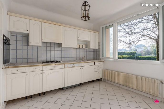 Maison 6 pièces 140 m²