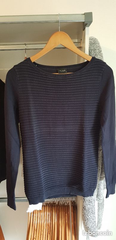 Pull bleu (image 3)