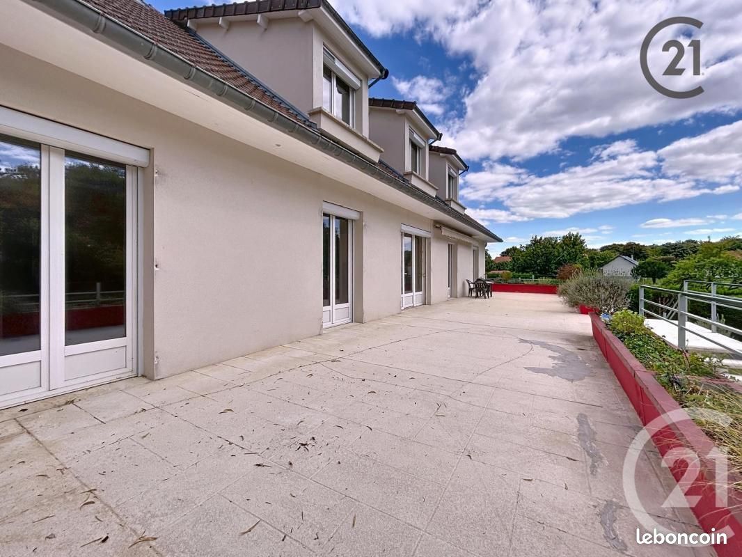 Maison 7 pièces 261 m² · à Val-de-Vesle · 261 m² · 529 000 €