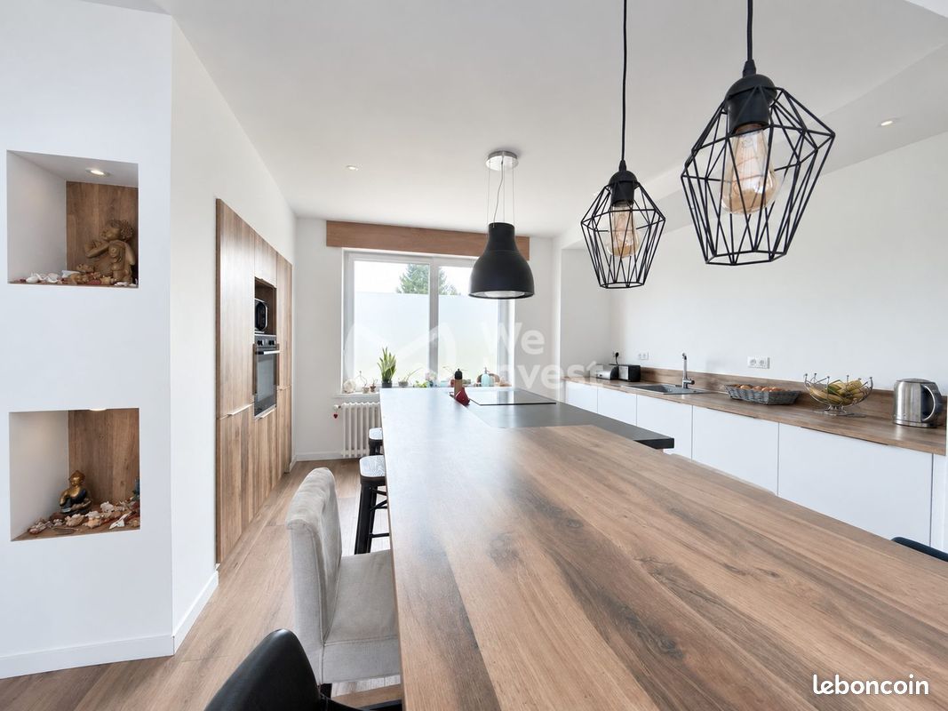 Maison 7 pièces 164 m² · à Vieux-Berquin · 164 m² · 375 000 €