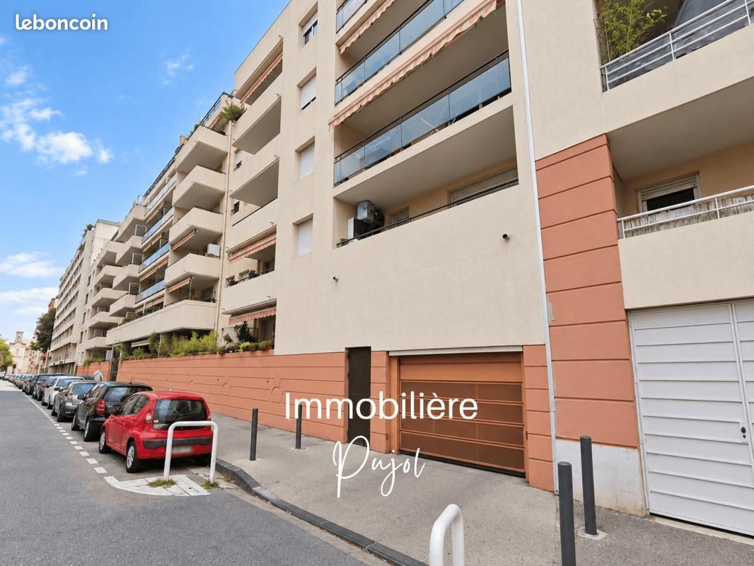 Parking 12 m² · à Marseille · 12 m² · 115 €/mois