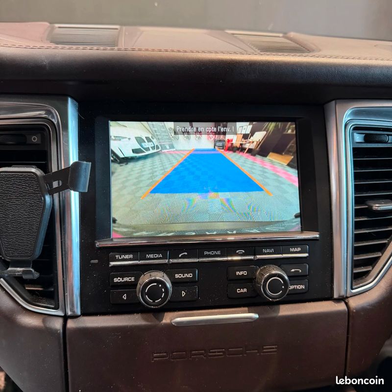 PORSCHE MACAN 3.0 V6 340 ch S PDK / TOIT OUVRANT / CAMERA DE RECUL / CUIR ETENDU (image 17)