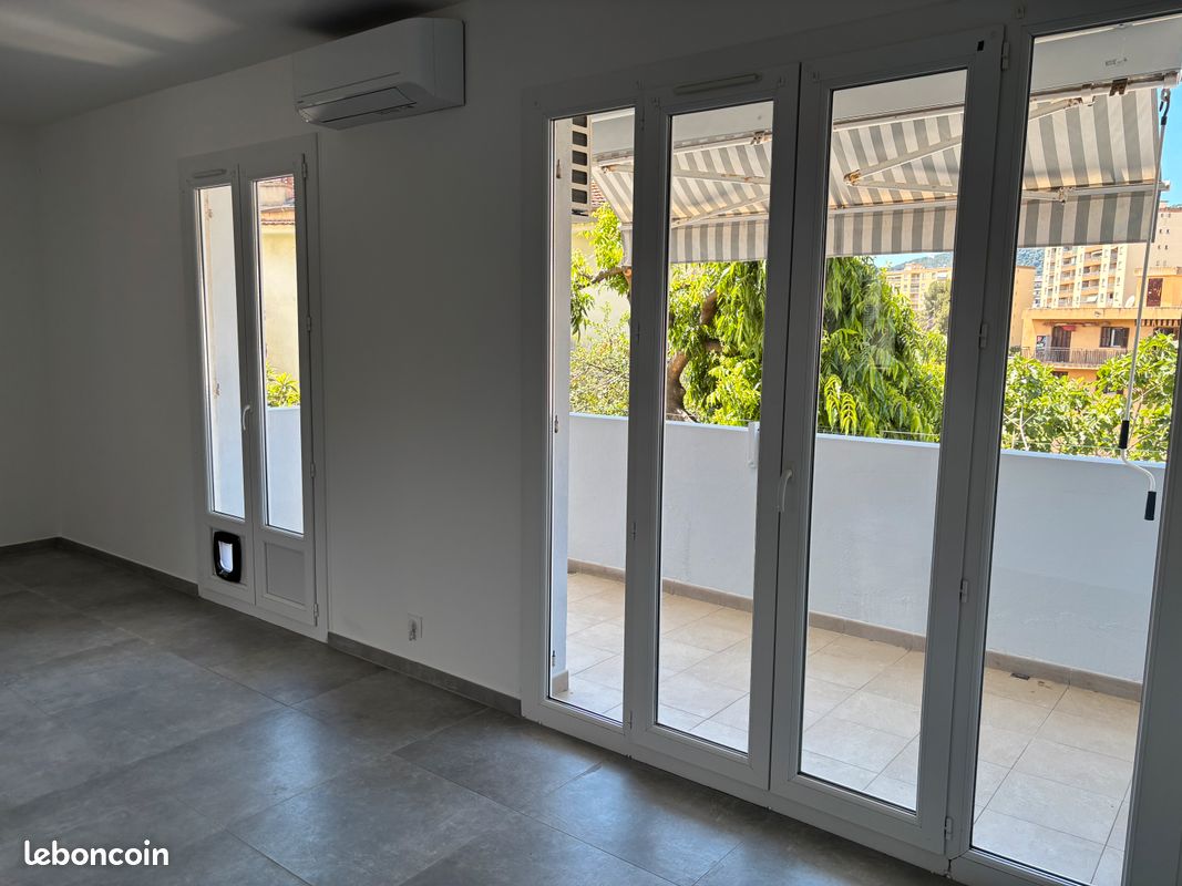 Appartement 3 pièces 78 m² · à Ajaccio · 78 m² · 1 040 €