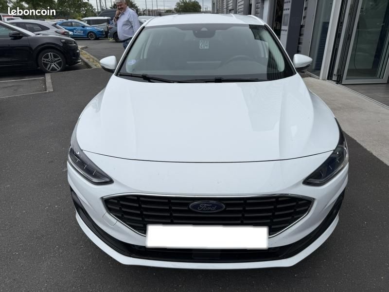 Ford Focus 1.0 Flexifuel mHEV 125ch Titanium X Business (image 17)