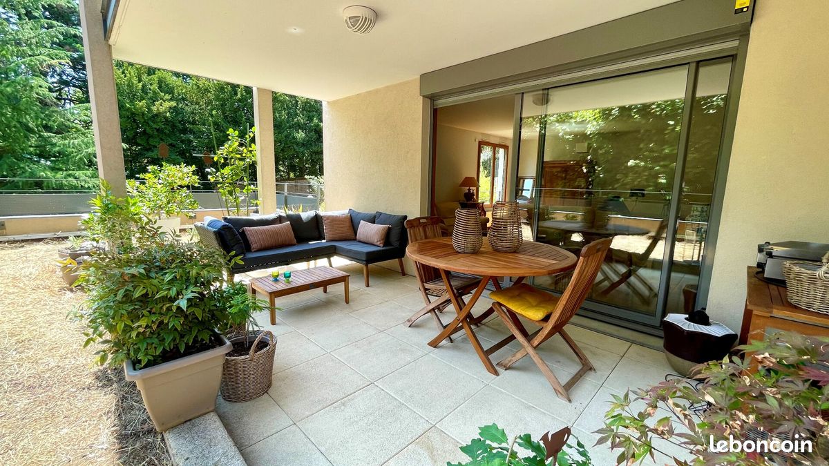 Appartement 4 pièces 102 m² · à Écully · 102 m² · 698 000 €