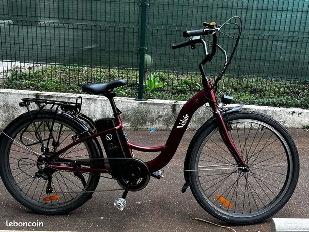 Vélo électrique bleu : comparatif des 10 meilleurs modèles