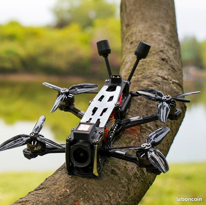 [NEUF] Lot FPV Drone DeepSpace Seeker 3 DJI O4 Pro + 9 LiPo + Hélices (image 1)
