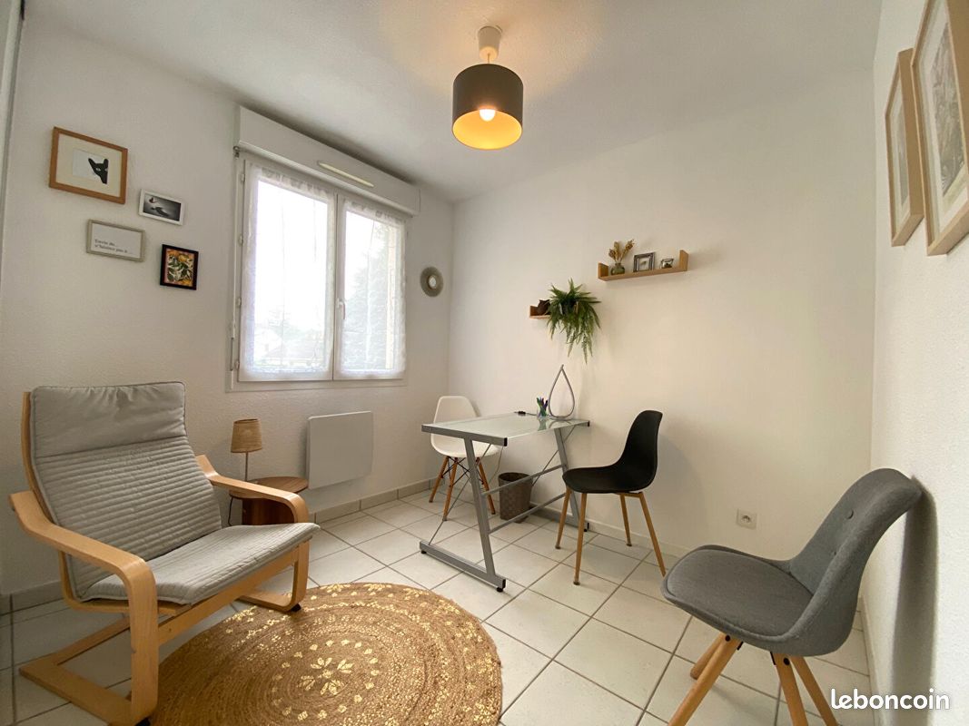 Appartement 1 pièce 9 m² · à Saint-Marcellin · 9 m² · 450 €/mois