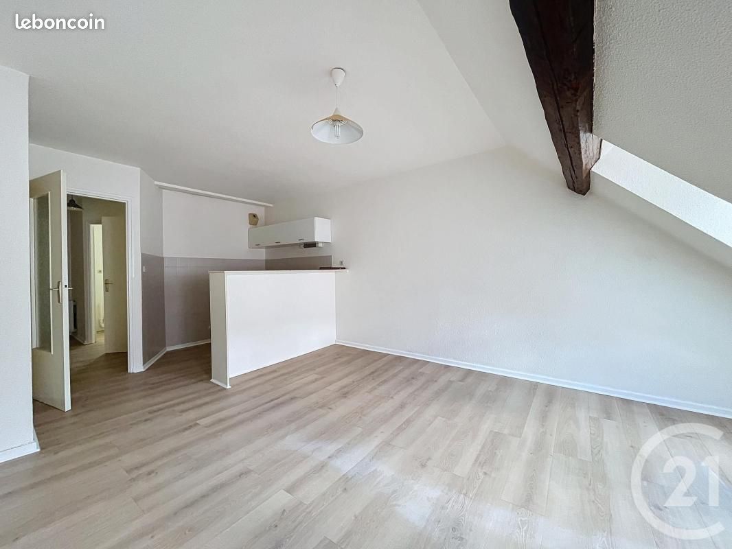 Appartement 1 pièce 25 m² · à Montbéliard · 25 m² · 360 €/mois