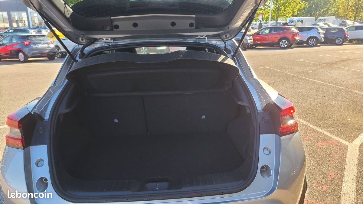 NISSAN Juke HYBRID 143 N-Connecta (image 13)