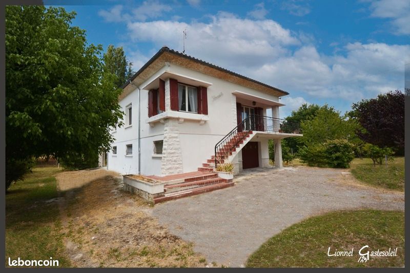 Maison 9 pièces 188 m² · à Port-Sainte-Foy-Et-Ponchapt · 188 m² · 175 000 €