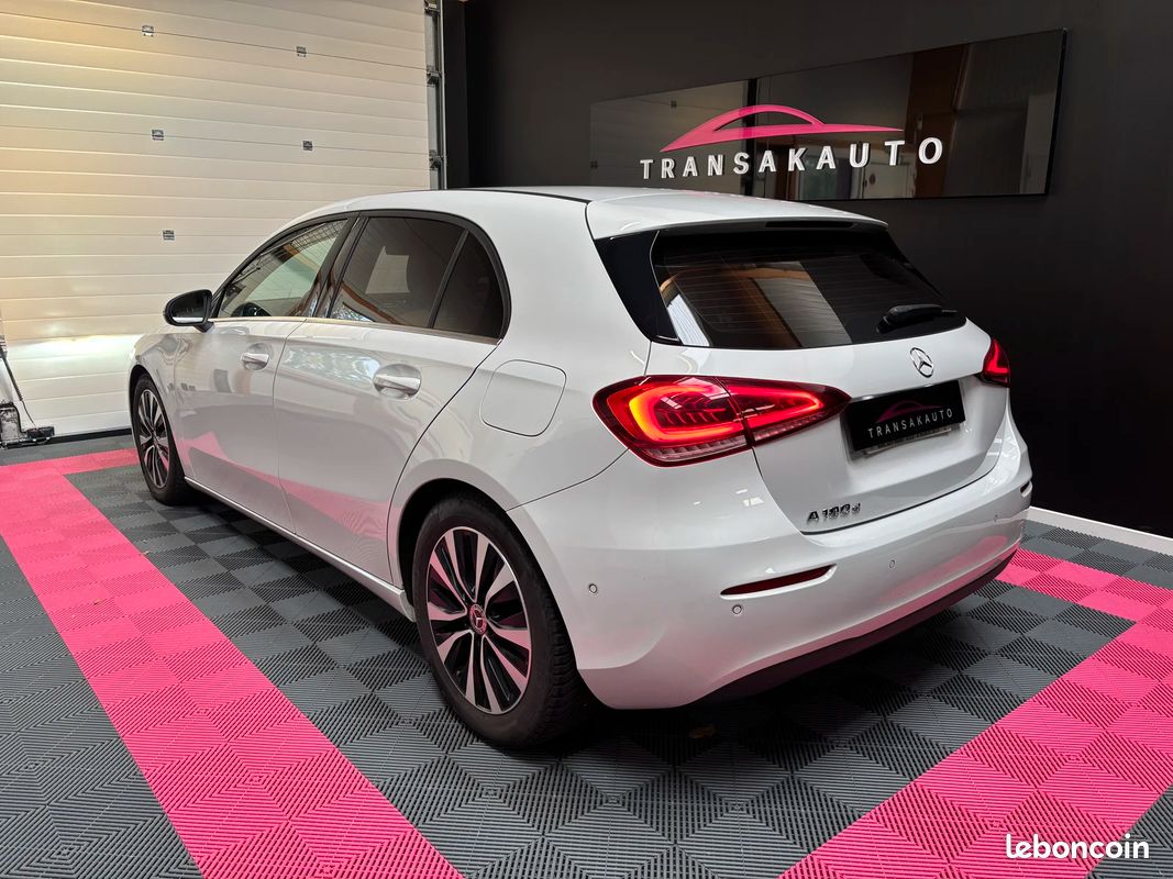 Mercedes-Benz CLASSE A 180D 116CH STYLE LINE (image 3)