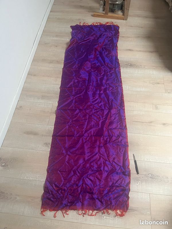 Lot de 3 Foulards et Étoles - Soie, Velours et Motifs Paisley (image 14)