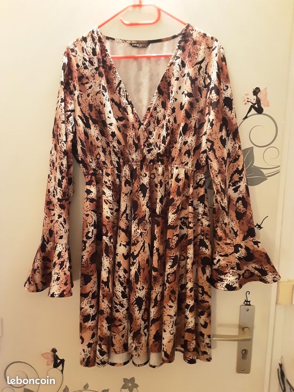 Tunique Leopard Neuve Pour Fille - Marque FAS - Taille 38 - Sans étiquettes - Style Tendance