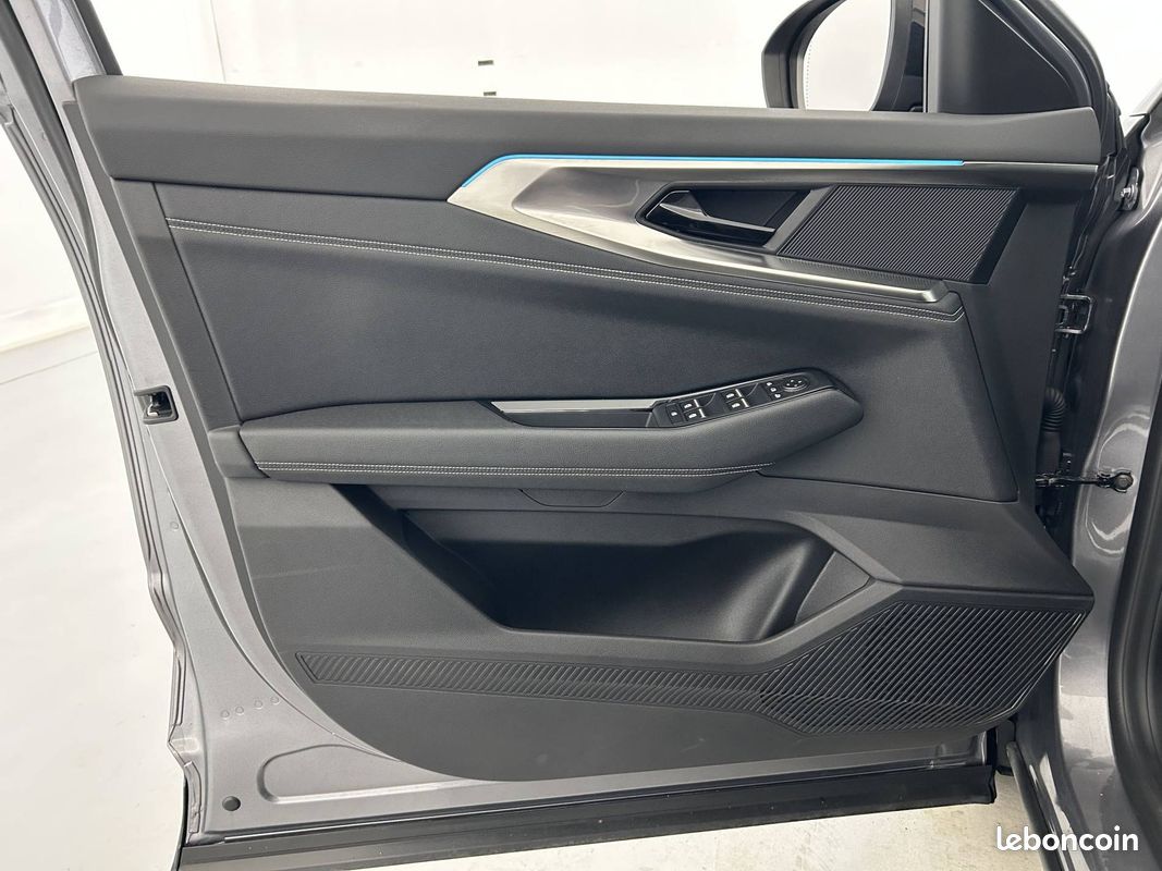 RENAULT Austral E-Tech hybrid 200 Techno (image 11)