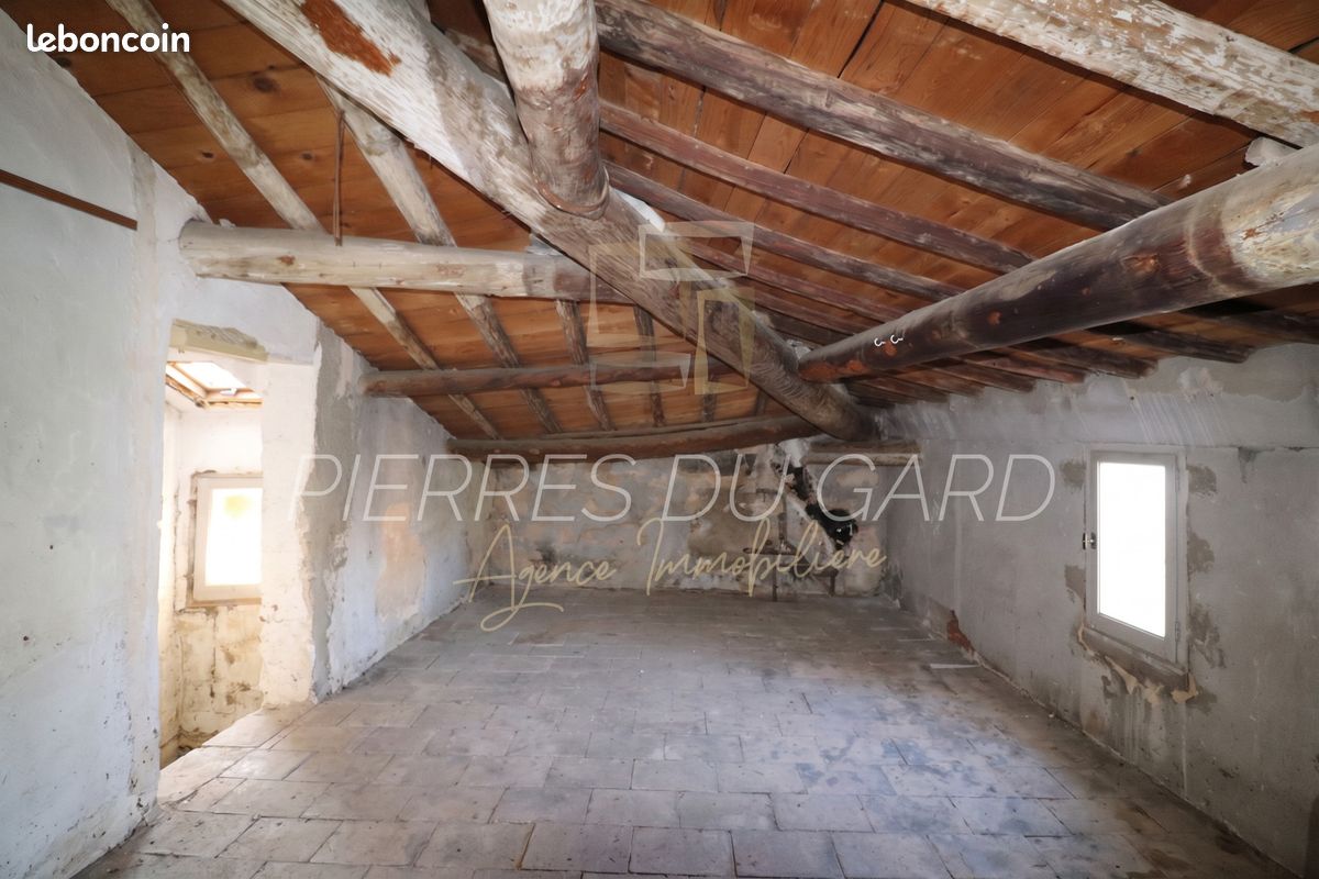 Appartement 1 pièce 29 m² · à Uzès · 29 m² · 70 000 €
