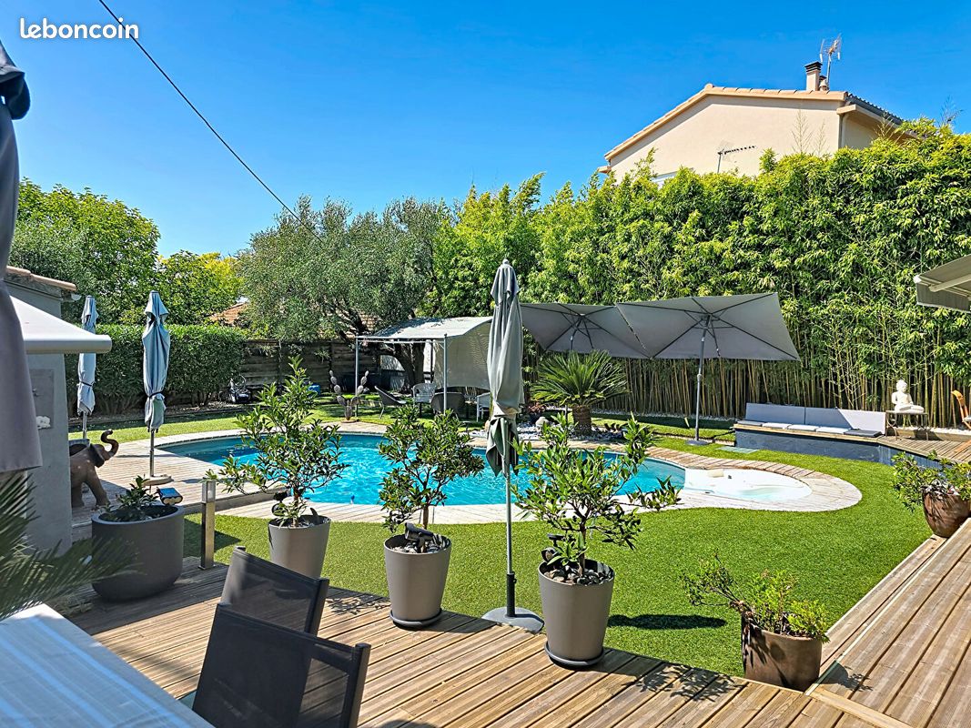 Maison 7 pièces 200 m² · à Six-Fours-les-Plages · 200 m² · 1 490 000 €