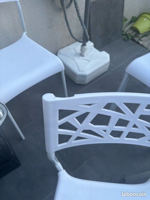 6 chaises blanches design (image 2)