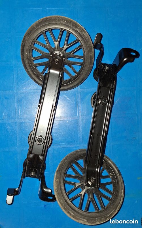 Roulettes pour vélo et panier (image 1)