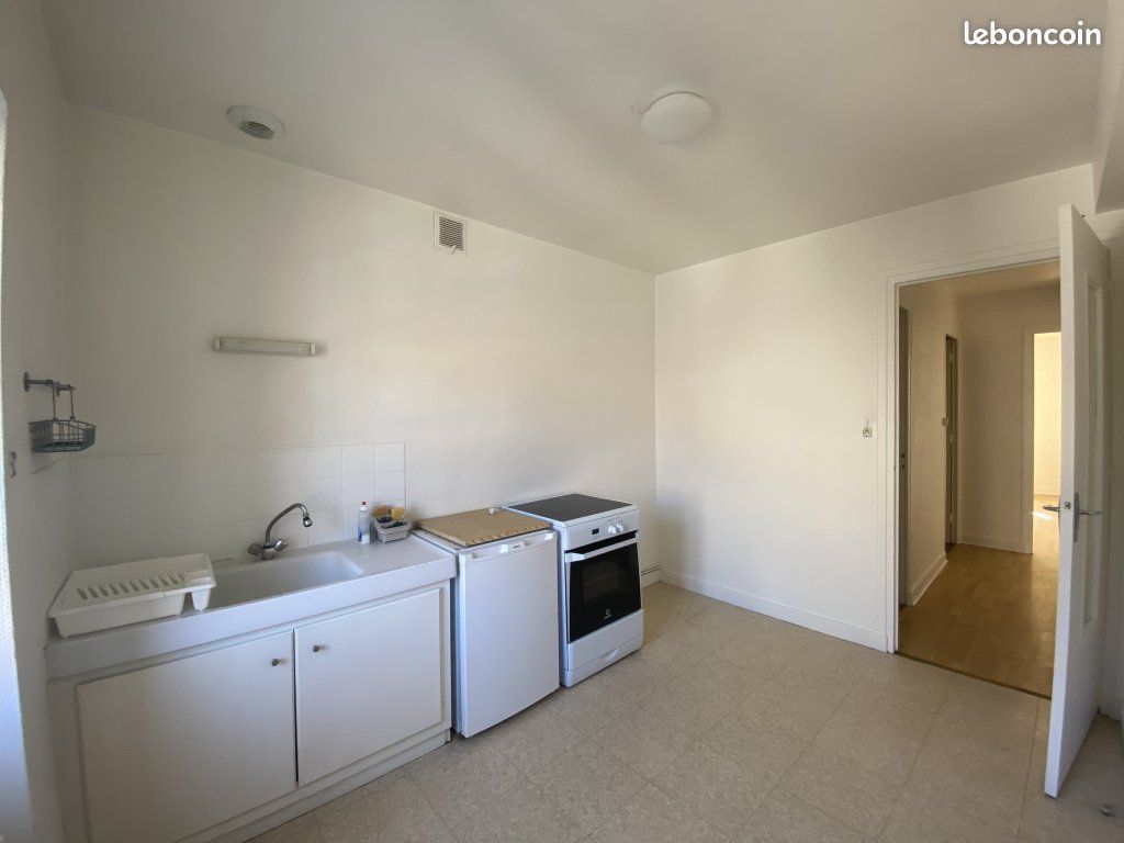 Appartement 3 pièces 59 m² · à Montbrison · 59 m² · 550 €