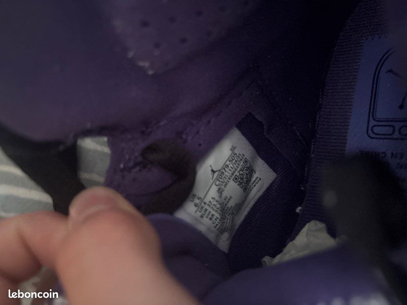 Chaussure Jordan violette (image 6)