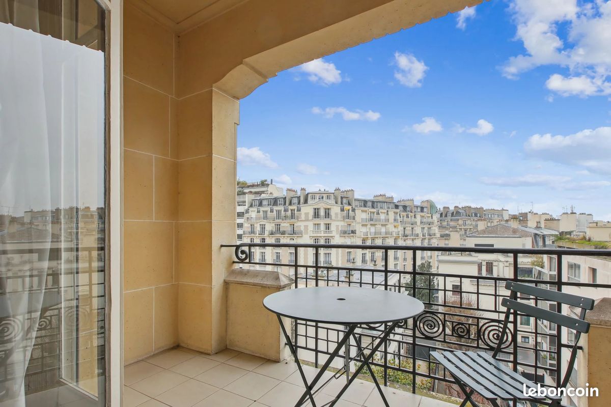 Appartement 8 pièces 225 m² · à Paris · 225 m² · 3 000 000 €