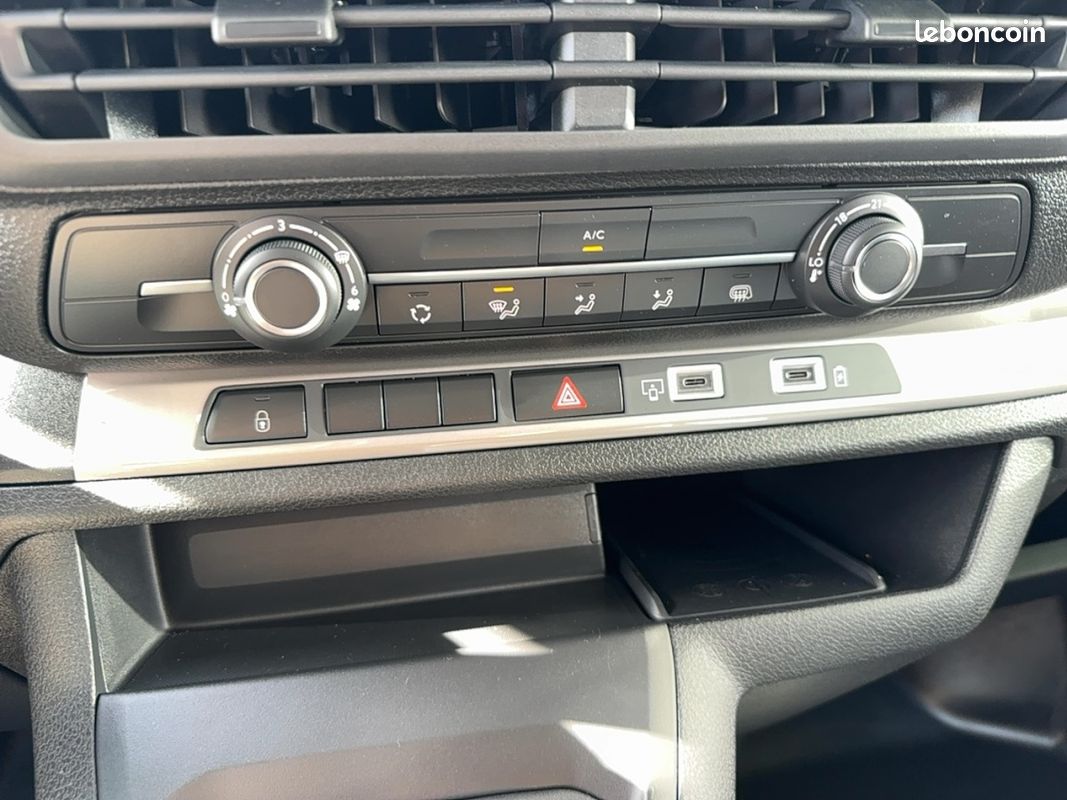 Peugeot Expert (3) XL Diesel 150 ch Manuelle CA repliable (image 16)