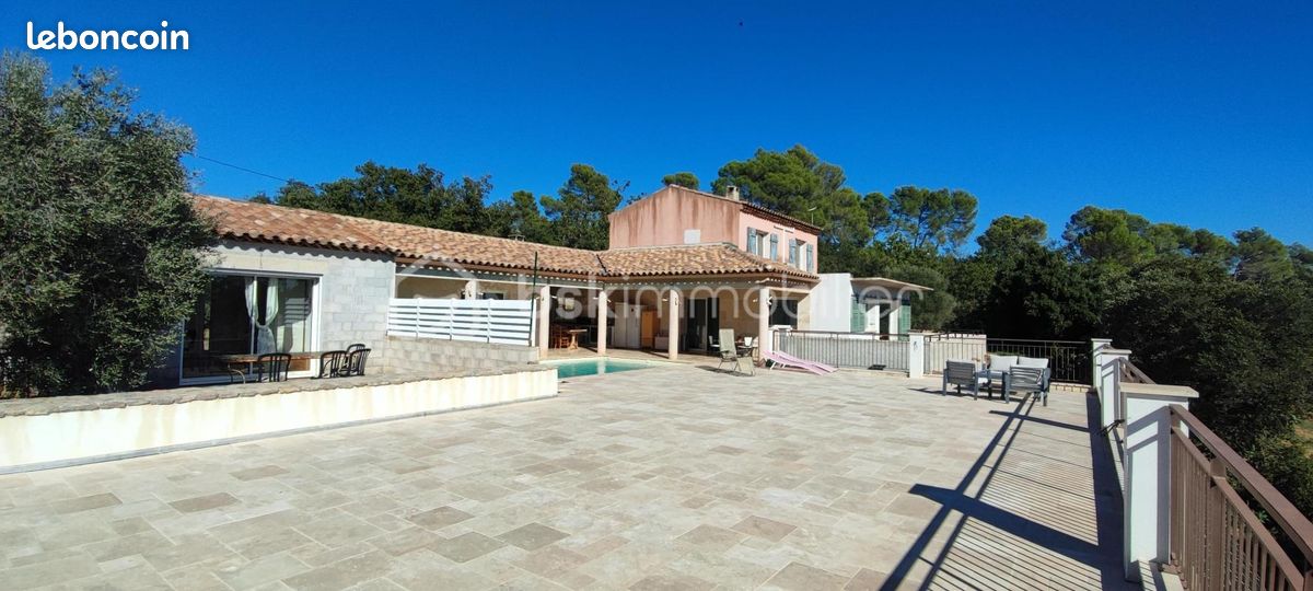 Maison 6 pièces 190 m² · à Besse-sur-Issole · 190 m² · 1 166 000 €