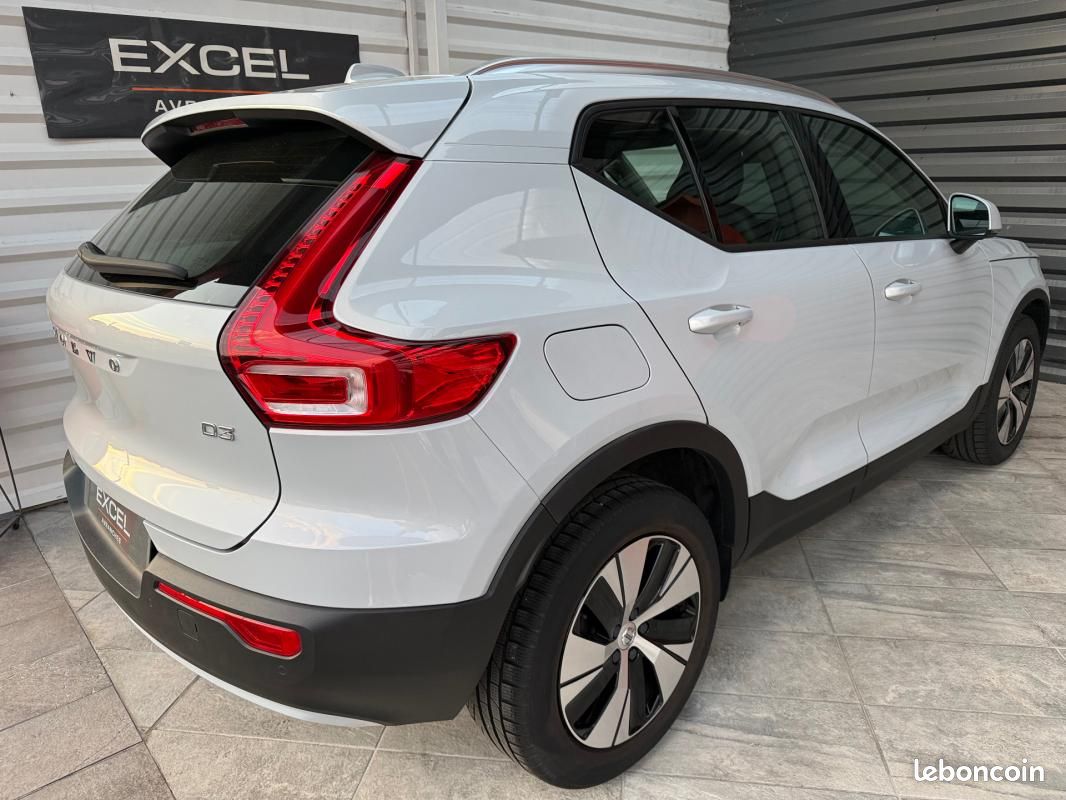 Volvo XC40 BUSINESS D3 AdBlue 150 ch Geartronic 8 (image 4)