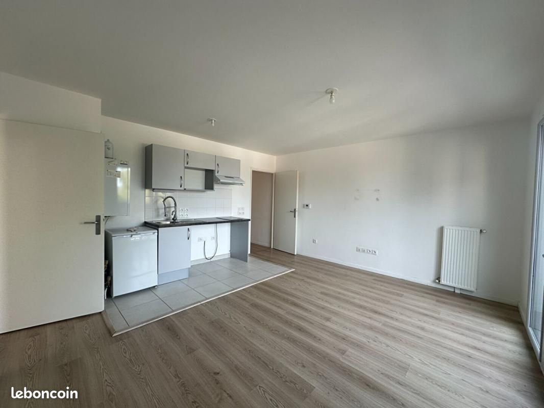 Appartement 2 pièces 46 m² · à Évry-Courcouronnes · 46 m² · 822 €/mois