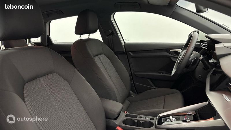 Audi A3 Sportback 30 TFSI 110ch Mild Hybrid S tronic 7 (image 15)