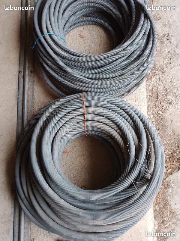 Gaine électrique avec aiguille. Diamètre 20 mm et 25 mm (image 1)