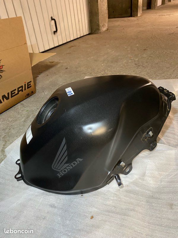 Support Réservoir Essence Droit Pour Honda CR500 92-00 – Occasion (Japon)