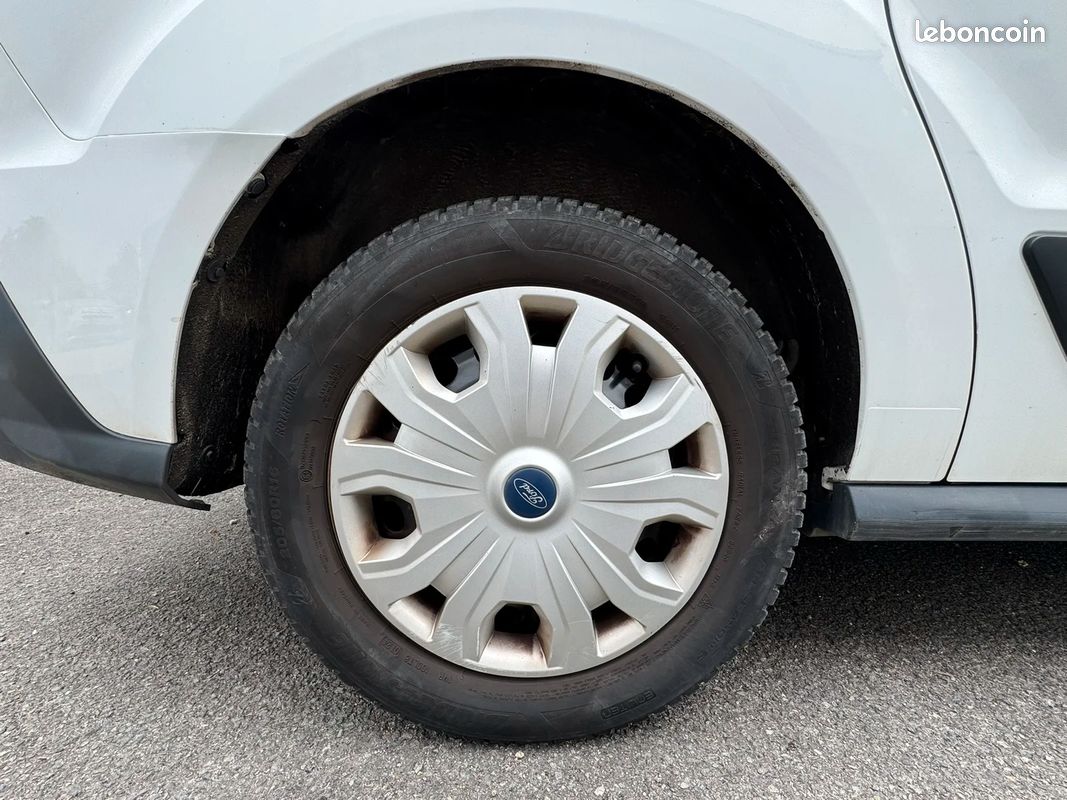 Ford TRANSIT CONNECT 1.5 TDCI L2 Fourgon (image 11)