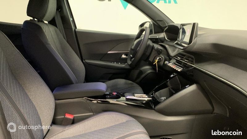 Peugeot 2008 1.2 Hybrid 110ch Allure e-DCS6 (image 15)