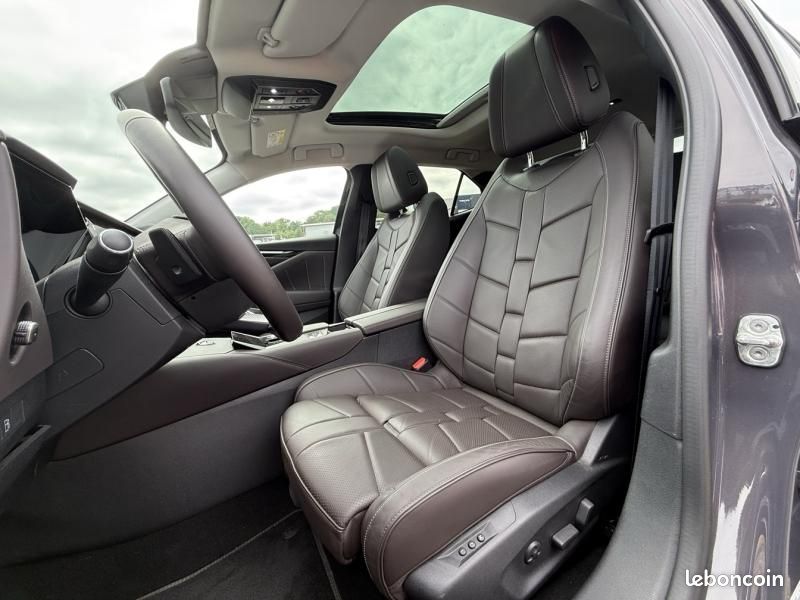 Ds DS 4 E-TENSE 225 / MAGNIFIQUE / Antoine de Saint Exupéry (image 31)