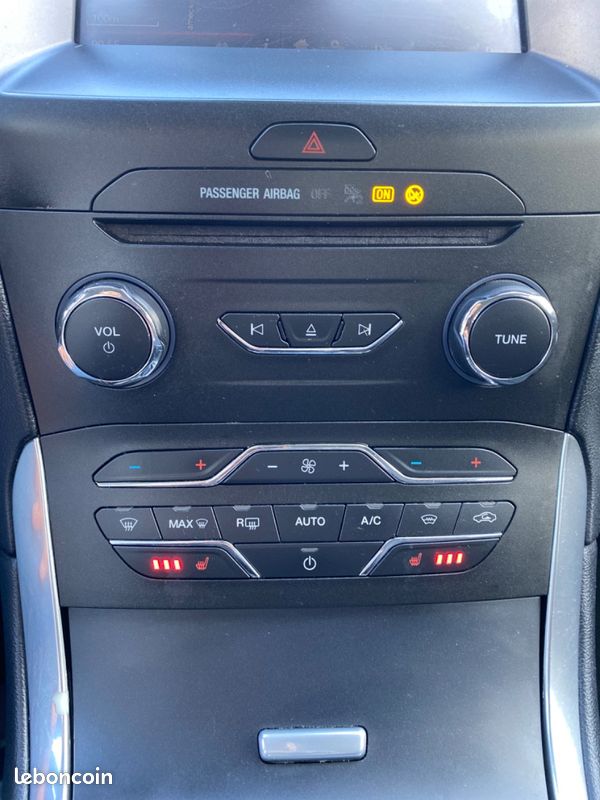 FORD S-MAX 2.0 TDCi 150 Titanium * LED * CAMERA * GPS (image 13)